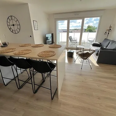 Lumineux Avec Terrasse Proche Plages Appartement *