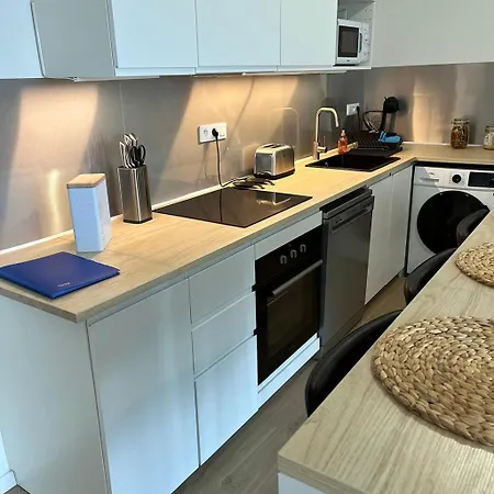 Lumineux Avec Terrasse Proche Plages Appartement *
