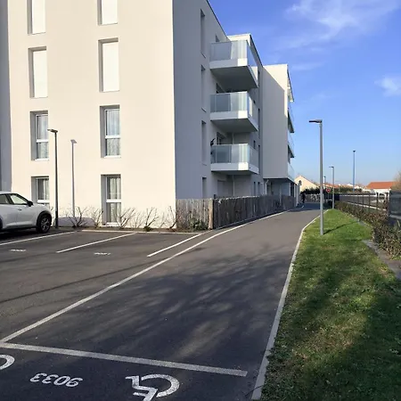 Lumineux Avec Terrasse Proche Plages Appartement *